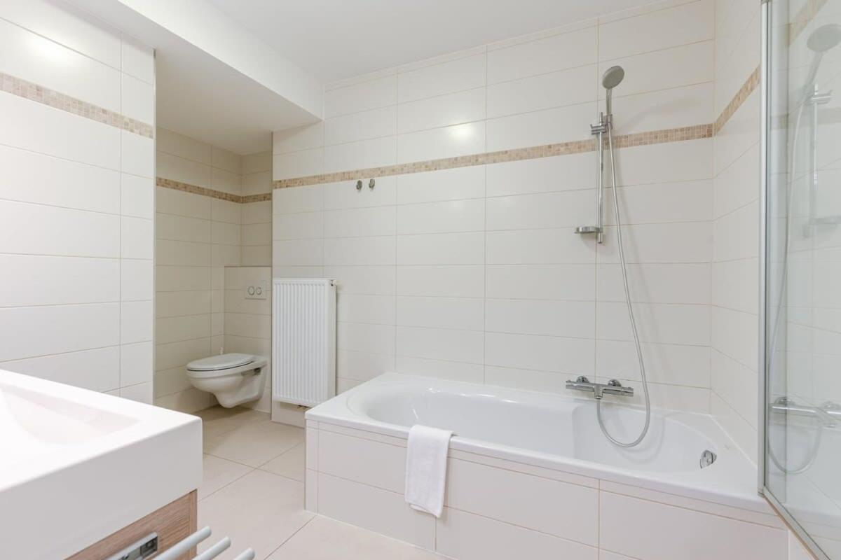 Huswell - Bright Duplexapartment Ostende